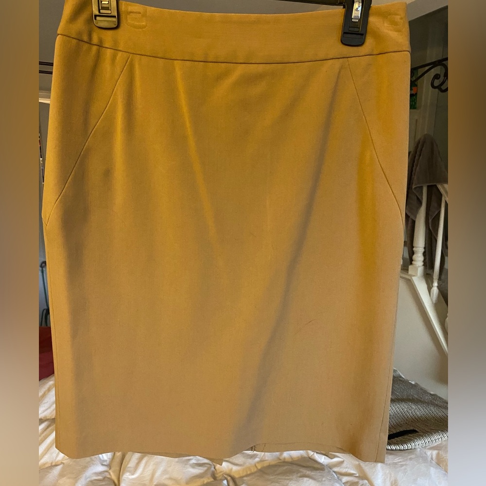 Comfortable work skirt